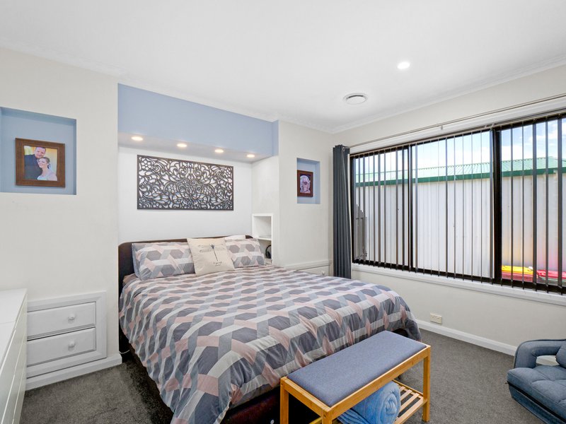 Photo - 5 Cavell Place, Ravenswood TAS 7250 - Image 6