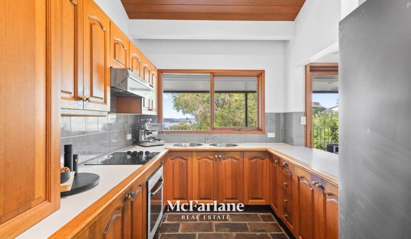 Photo - 5 Cawood Close, Eleebana NSW 2282 - Image 9