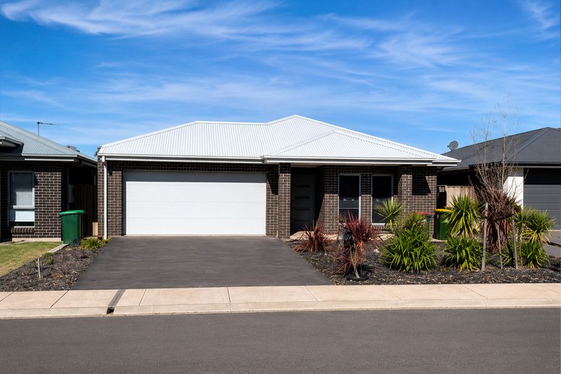 Photo - 5 Cecil Robin Road, Nuriootpa SA 5355 - Image 1