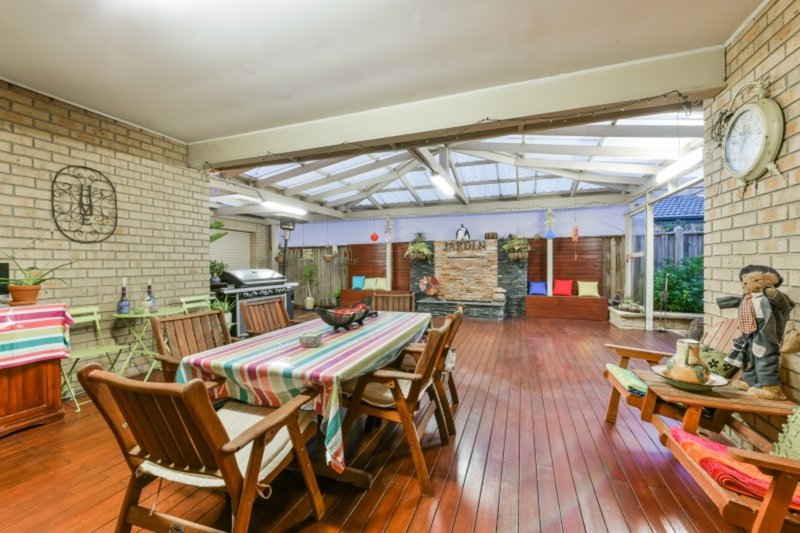 Photo - 5 Cedarwood Court, Tarneit VIC 3029 - Image 12