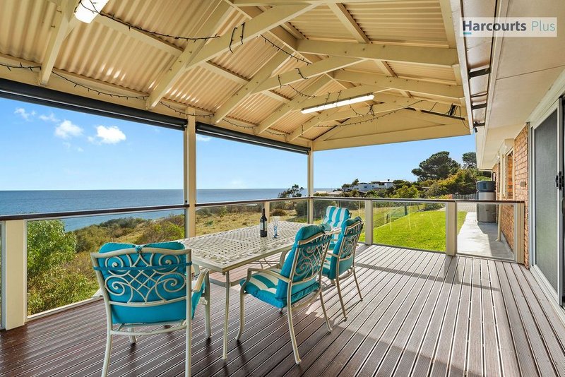 Photo - 5 Central Avenue, Hallett Cove SA 5158 - Image 3