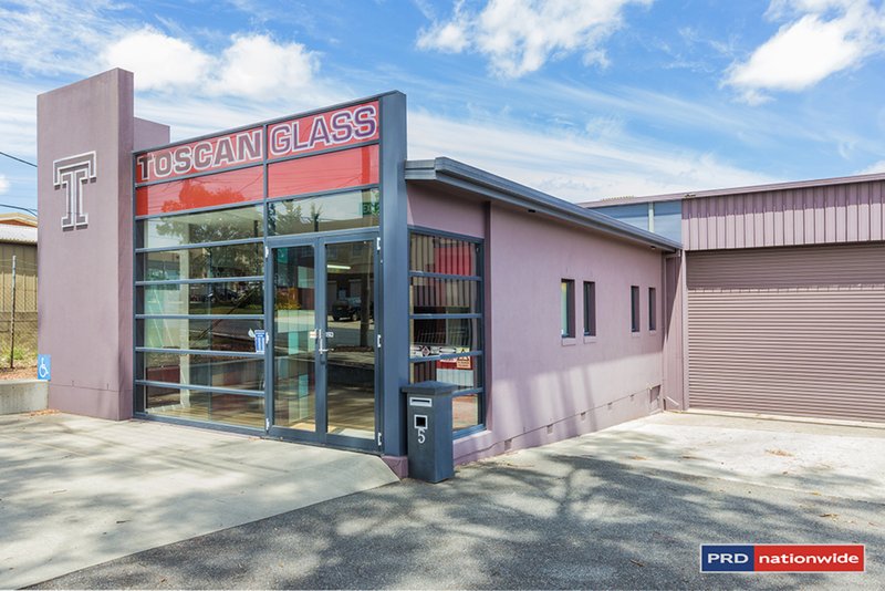 5 Chapman Street, Queanbeyan NSW 2620