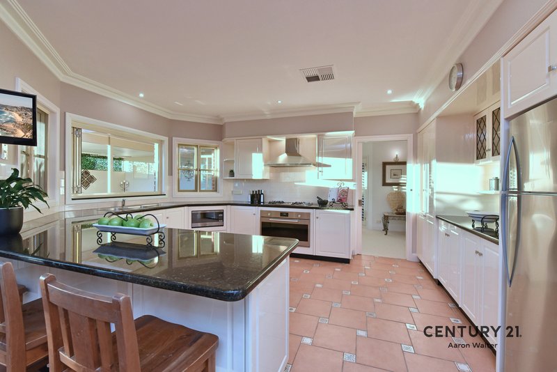 Photo - 5 Chateau Place, Eleebana NSW 2282 - Image 10