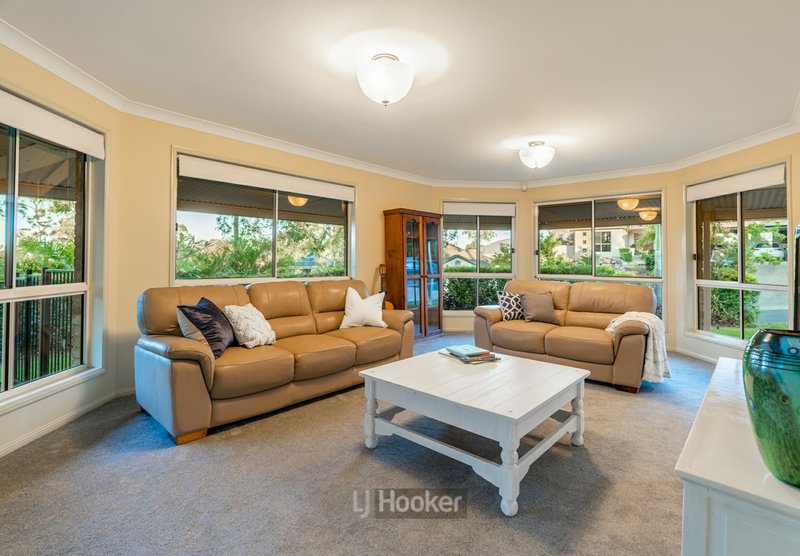 Photo - 5 Cheltenham Place, Forest Lake QLD 4078 - Image 4