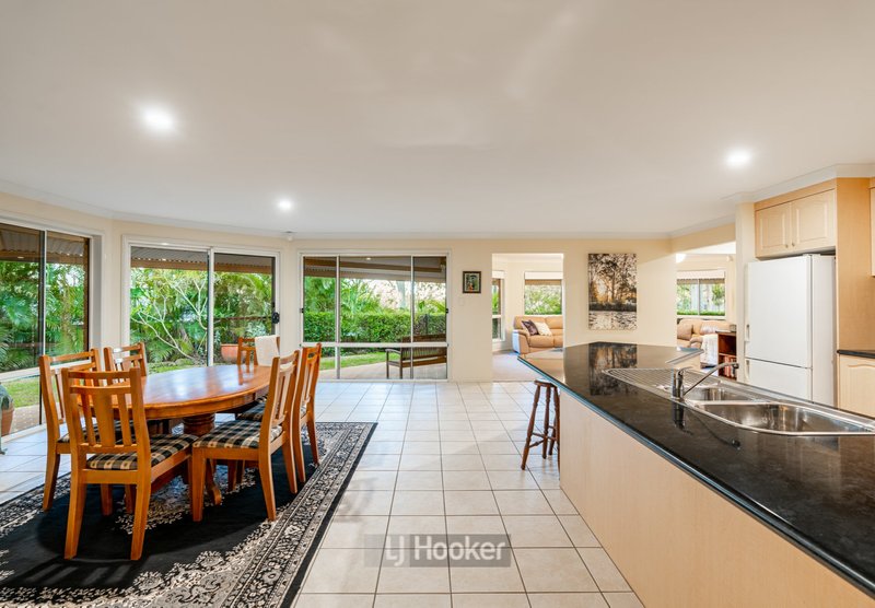 Photo - 5 Cheltenham Place, Forest Lake QLD 4078 - Image 8