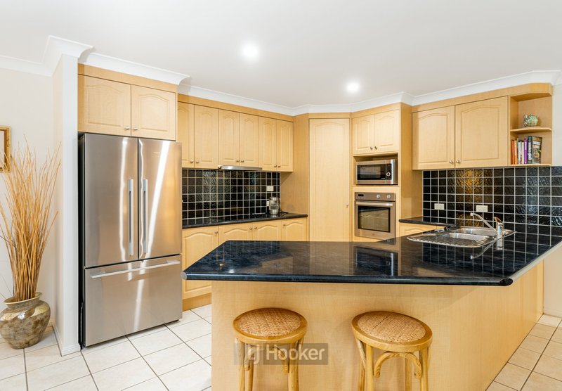 Photo - 5 Cheltenham Place, Forest Lake QLD 4078 - Image 7