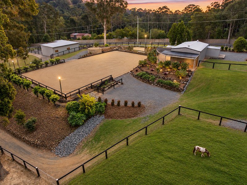 Photo - 5 Chesterton Road, Guanaba QLD 4210 - Image 2