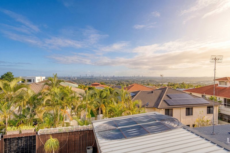 Photo - 5 Chevron Rise, Highland Park QLD 4211 - Image 15