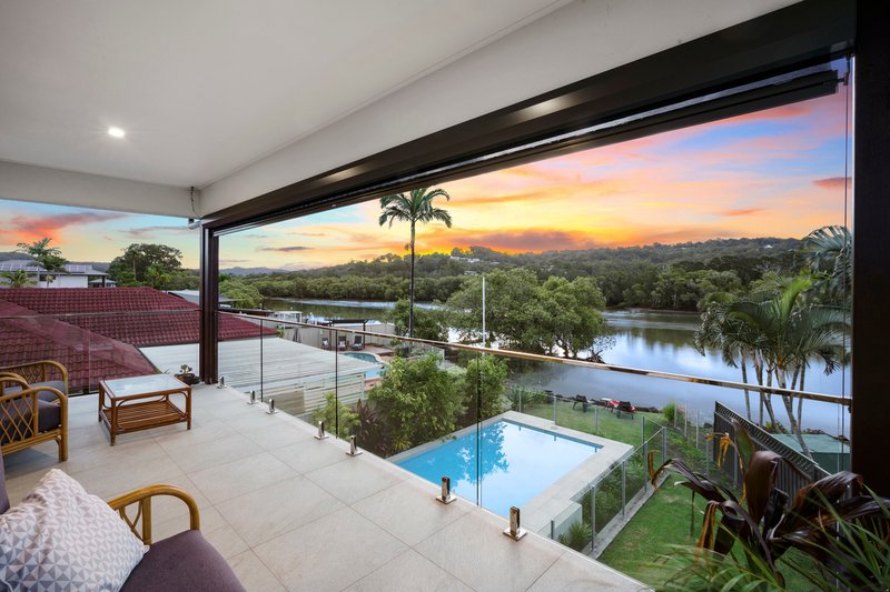 Photo - 5 Chown Avenue, Currumbin Waters QLD 4223 - Image 18