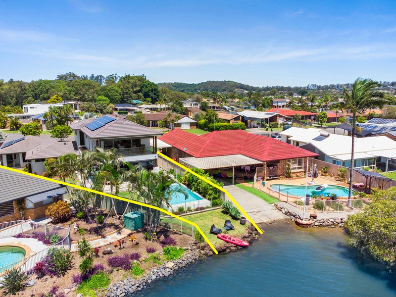 Photo - 5 Chown Avenue, Currumbin Waters QLD 4223 - Image 21