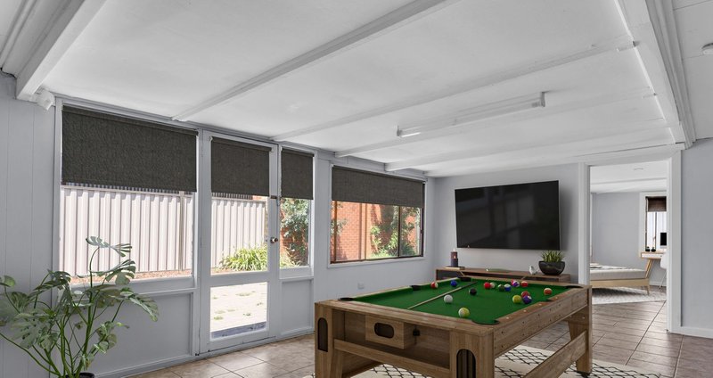 Photo - 5 Christina Crescent, Kurunjang VIC 3337 - Image 6