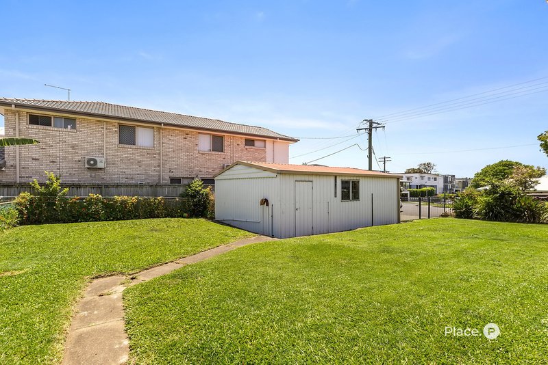 Photo - 5 Christina Street, Cannon Hill QLD 4170 - Image 16