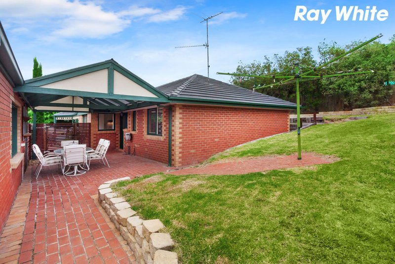 Photo - 5 Christopher Close, Pakenham VIC 3810 - Image 16