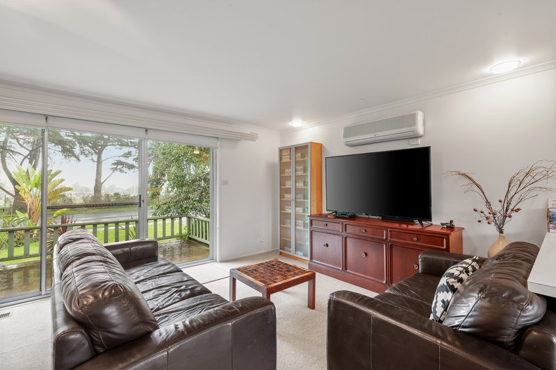 Photo - 5 Church Street, Cowes VIC 3922 - Image 4