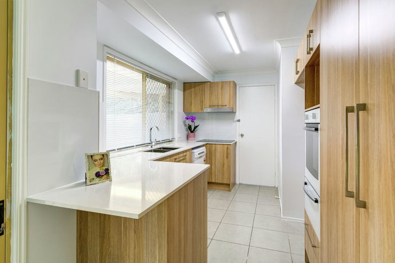 Photo - 5 Cibo Court, Calamvale QLD 4116 - Image 3