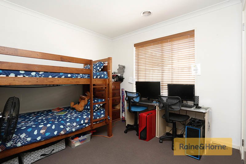 Photo - 5 Clare Street, Brookfield VIC 3338 - Image 6