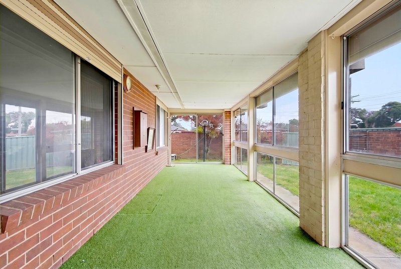 Photo - 5 Clarence Avenue, Keysborough VIC 3173 - Image 14