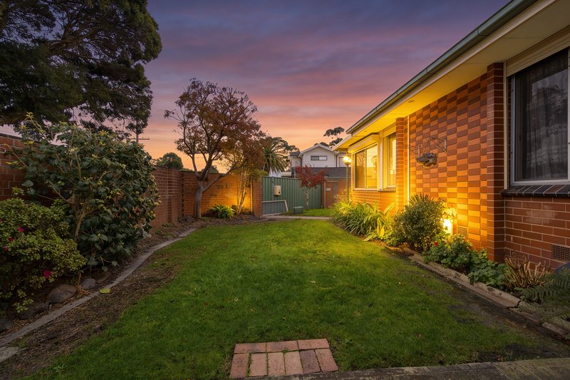 Photo - 5 Clarence Avenue, Keysborough VIC 3173 - Image 24