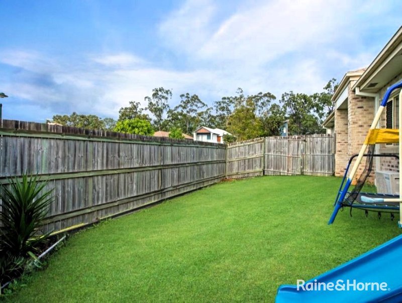 Photo - 5 Clarence Street, Murrumba Downs QLD 4503 - Image 8