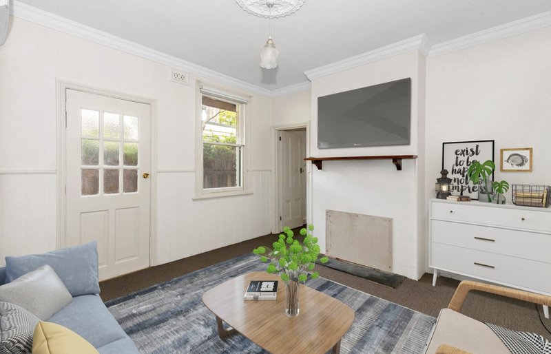 Photo - 5 Clarendon Street, Armadale VIC 3143 - Image 2