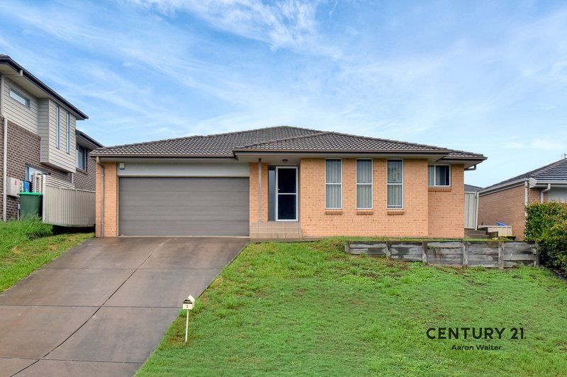 5 Clarkstone Avenue, Cameron Park NSW 2285