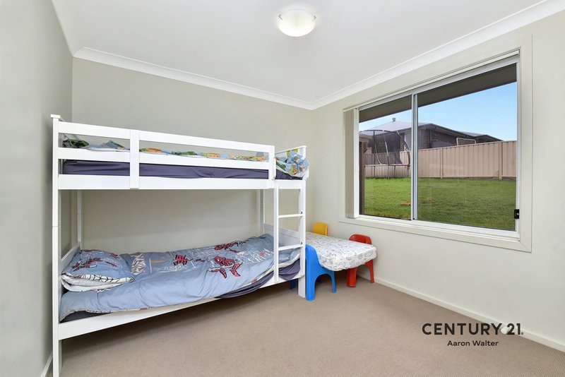 Photo - 5 Clarkstone Avenue, Cameron Park NSW 2285 - Image 11