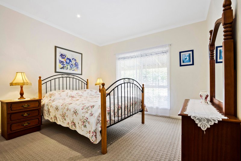 Photo - 5 Clearwater Terrace, Mossy Point NSW 2537 - Image 12