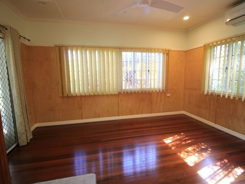 Photo - 5 Clement St , Ayr QLD 4807 - Image 7