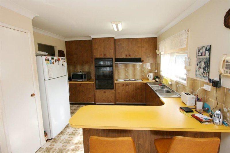 Photo - 5 Clement St , Woorim QLD 4507 - Image 5