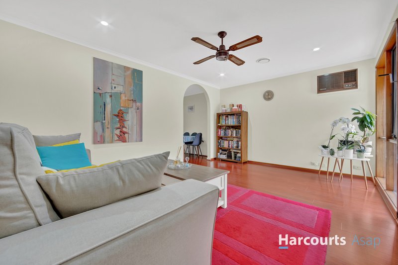 Photo - 5 Cline Court, Hampton Park VIC 3976 - Image 2