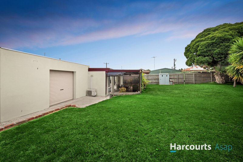 Photo - 5 Cline Court, Hampton Park VIC 3976 - Image 13