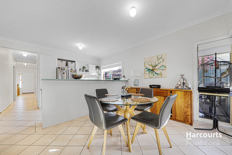 Photo - 5 Clover Lane, Wyndham Vale VIC 3024 - Image 4