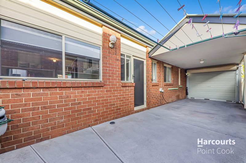 Photo - 5 Clover Lane, Wyndham Vale VIC 3024 - Image 17