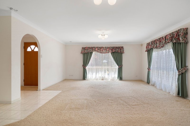 Photo - 5 Coachwood Close, Runcorn QLD 4113 - Image 8