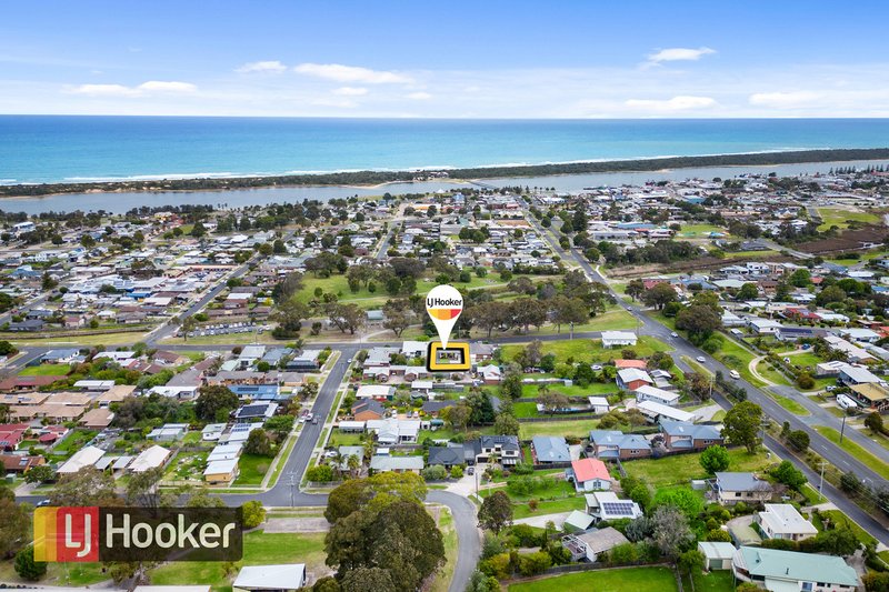 Photo - 5 Coates Road, Lakes Entrance VIC 3909 - Image 3