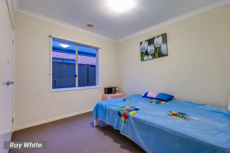 Photo - 5 Cobram Street, Tarneit VIC 3029 - Image 5