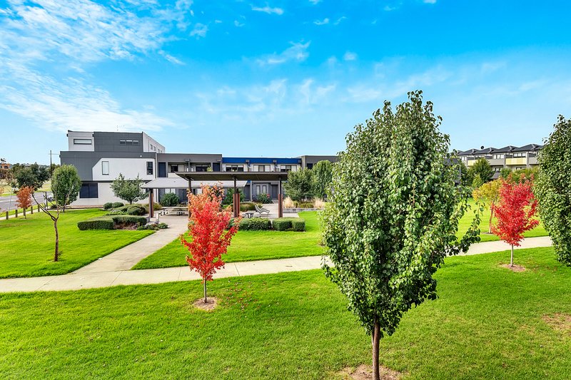 Photo - 5 Cohen Walk, Craigieburn VIC 3064 - Image 14