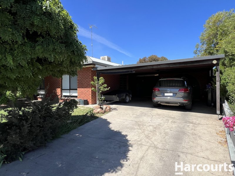 5 Colla Court, Horsham VIC 3400