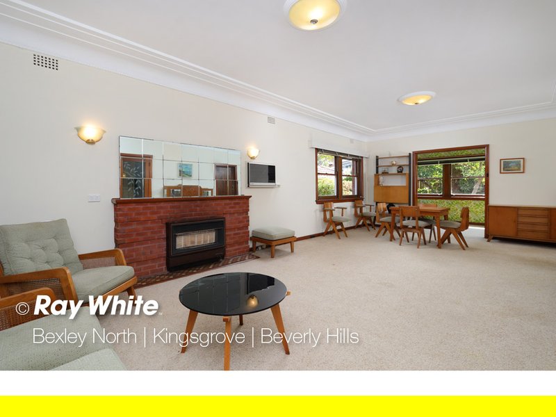 Photo - 5 Colwell Street, Kingsgrove NSW 2208 - Image 2