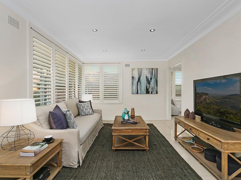 Photo - 5 Comeroy Crescent, Frenchs Forest NSW 2086 - Image 4