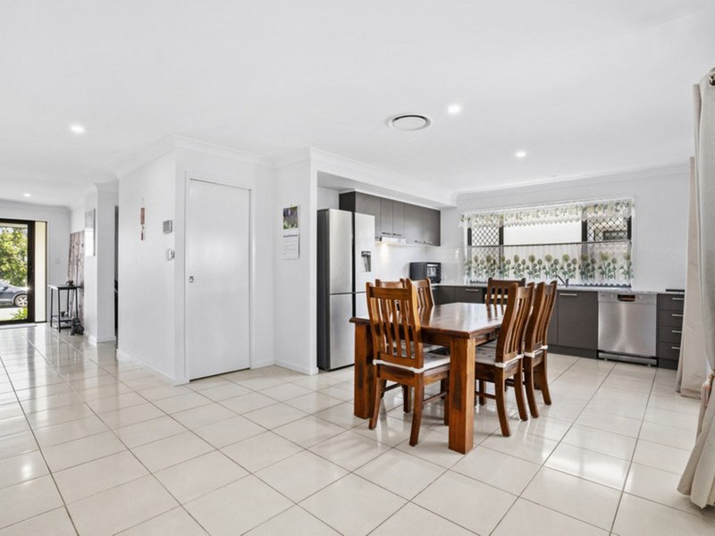 Photo - 5 Conimbla Street, Pimpama QLD 4209 - Image 7