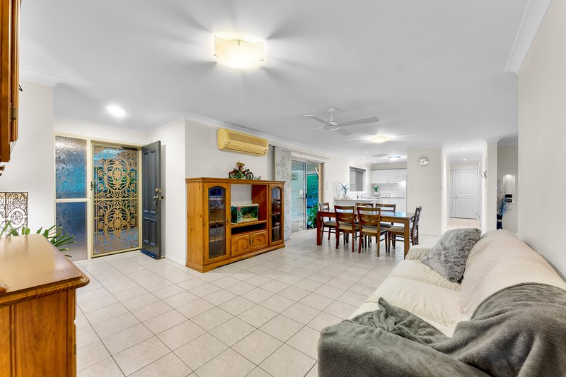 Photo - 5 Cooba Court, Murrumba Downs QLD 4503 - Image 10