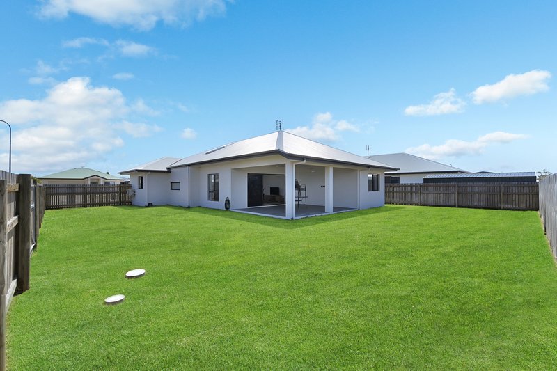 Photo - 5 Coolamon Street, Mount Low QLD 4818 - Image 10