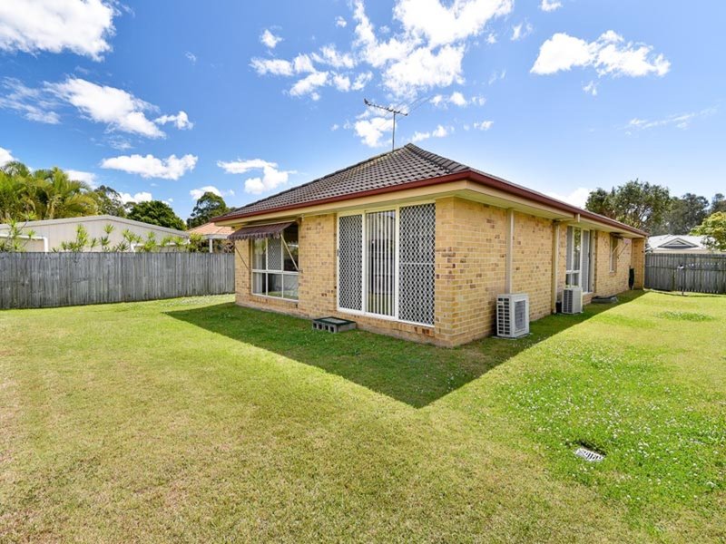 Photo - 5 Cooper Place, Carseldine QLD 4034 - Image 14