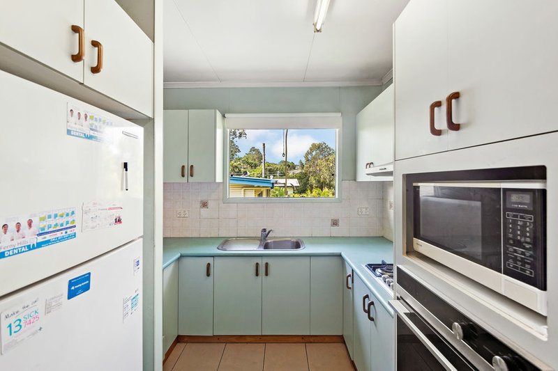 Photo - 5 Corang Crescent, Ferny Hills QLD 4055 - Image 2