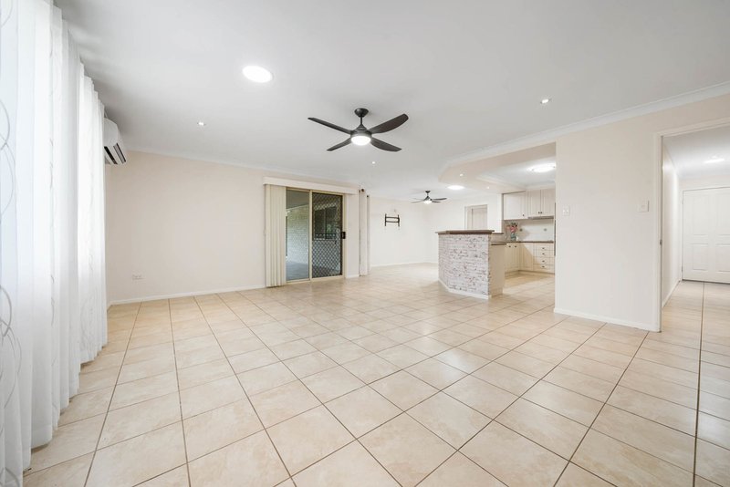 Photo - 5 Corella Street, Meringandan West QLD 4352 - Image 7