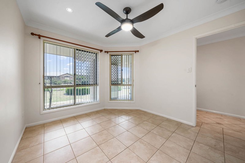 Photo - 5 Corella Street, Meringandan West QLD 4352 - Image 12