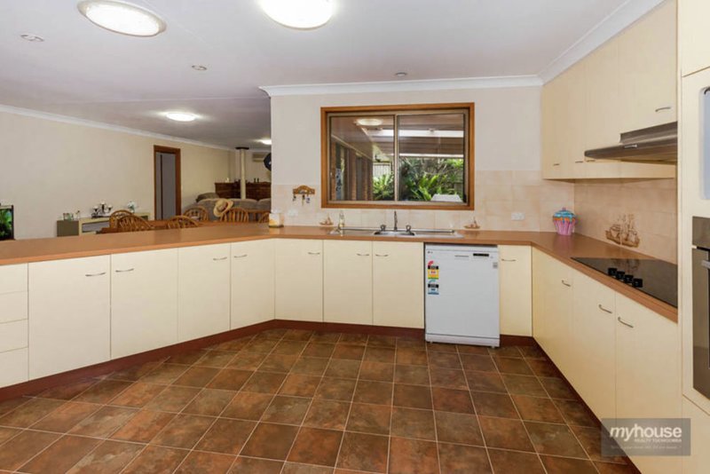 Photo - 5 Cornwall Court, Drayton QLD 4350 - Image 3