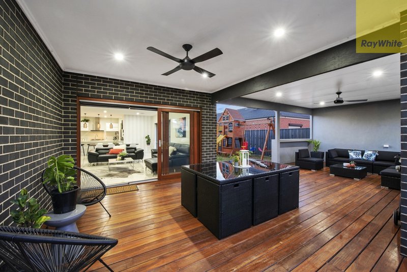 Photo - 5 Coronation Street, Taylors Hill VIC 3037 - Image 9