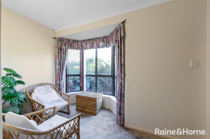 Photo - 5 Coronet Avenue, Woodcroft SA 5162 - Image 14